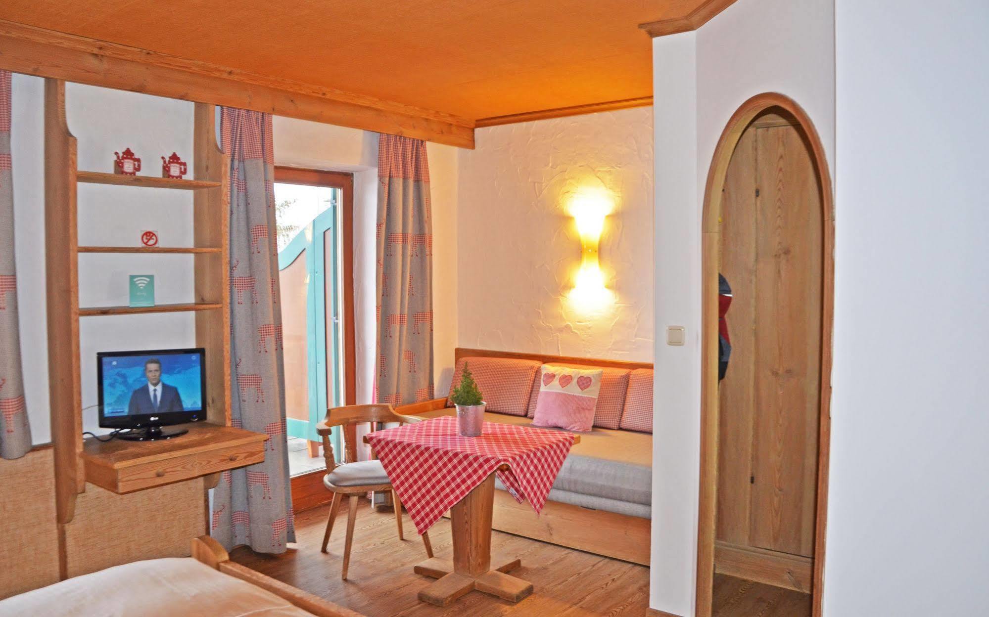 Guest house Dreimaederlhaus - Vegetarische Boutique 3*