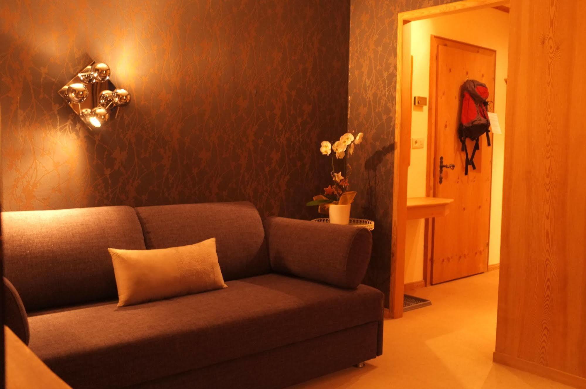 Dreimaederlhaus - Vegetarische Boutique 3*